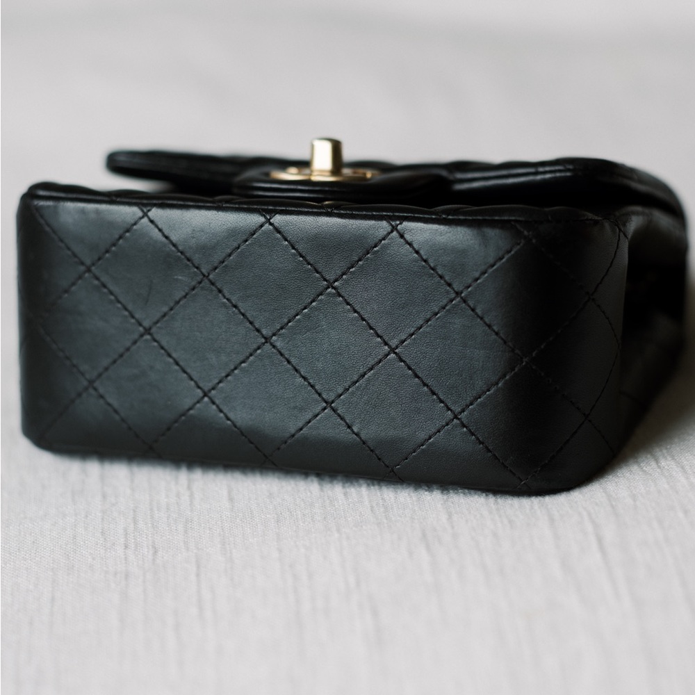2019 Chanel Mini Classic Flap Black Lambskin LG Hardware - Picture 5 of 7